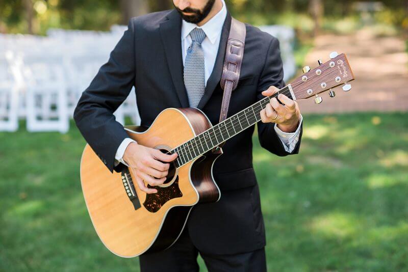Burgh Brides Pittsburgh Wedding Singer The Acoustic Crooner 3946 800x534 1