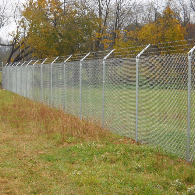 Hot Dipped Galvanized Security Chain Link Fencing with Y Arm Barbed Wire and Razor Wire