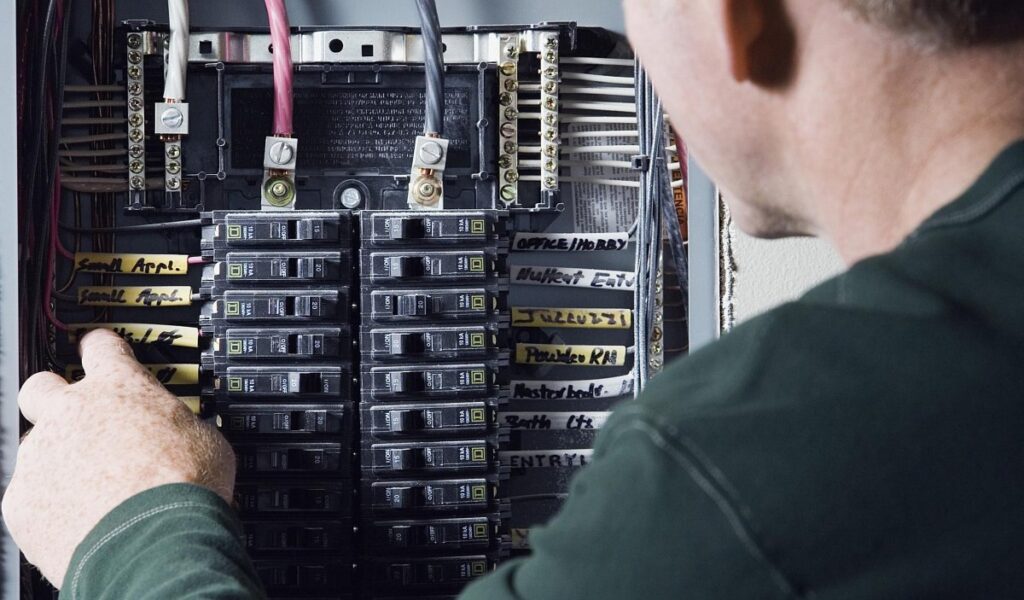 panoul electric cum adaptezi instalatia electrica veche la cerintele actuale 206400