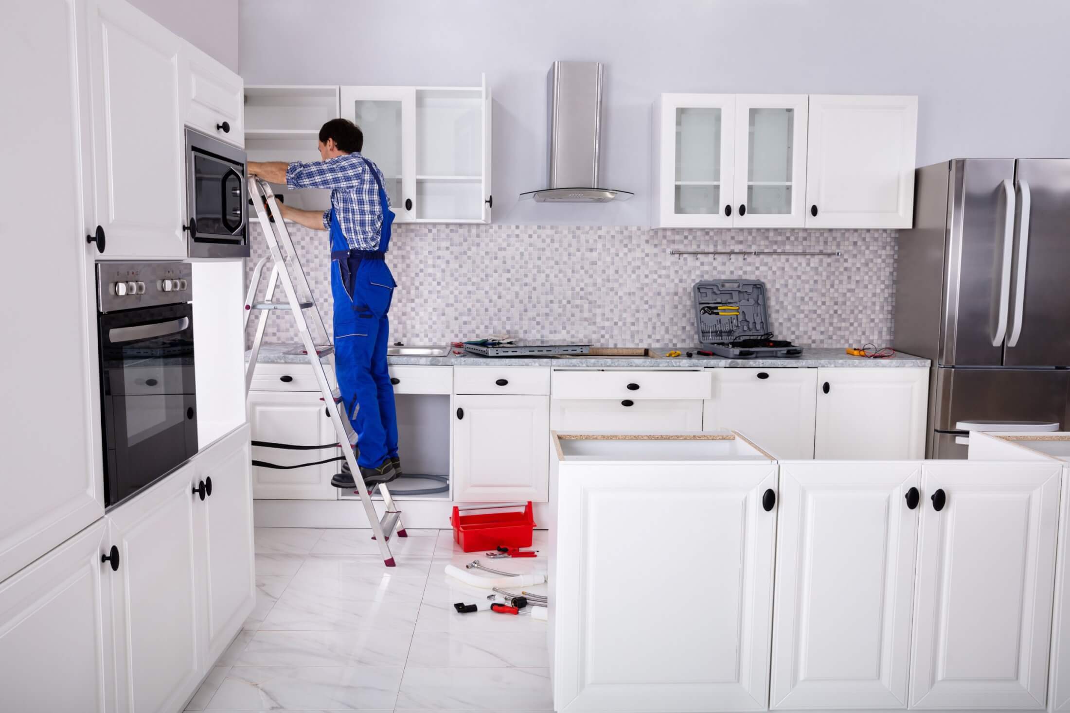 iCabinetry The Importance of Choosing Custom Kitchen Cabinets IMAGE2 scaled 1